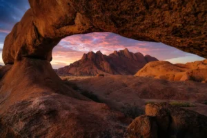 The Ultimate Desert-Mountain Combination